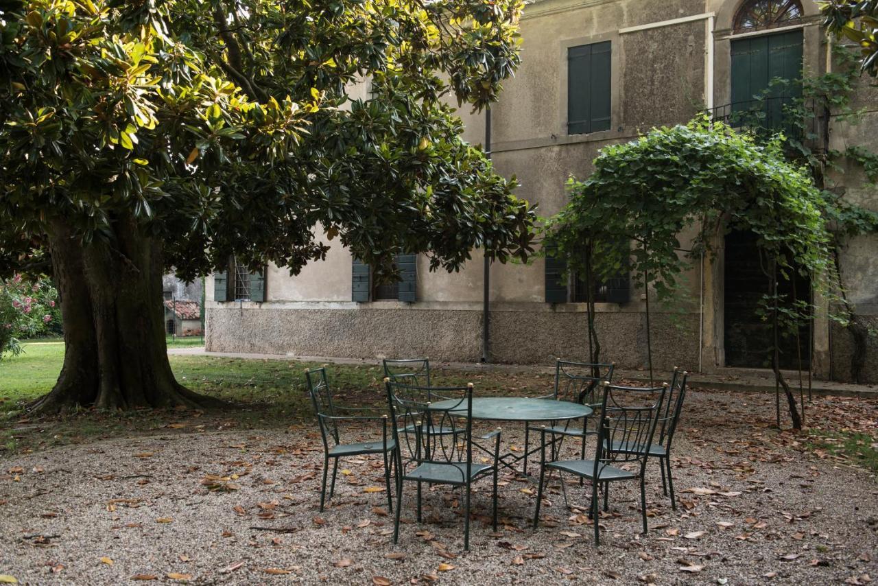 Agriturismo Lecolombare Nogarole Rocca Eksteriør billede